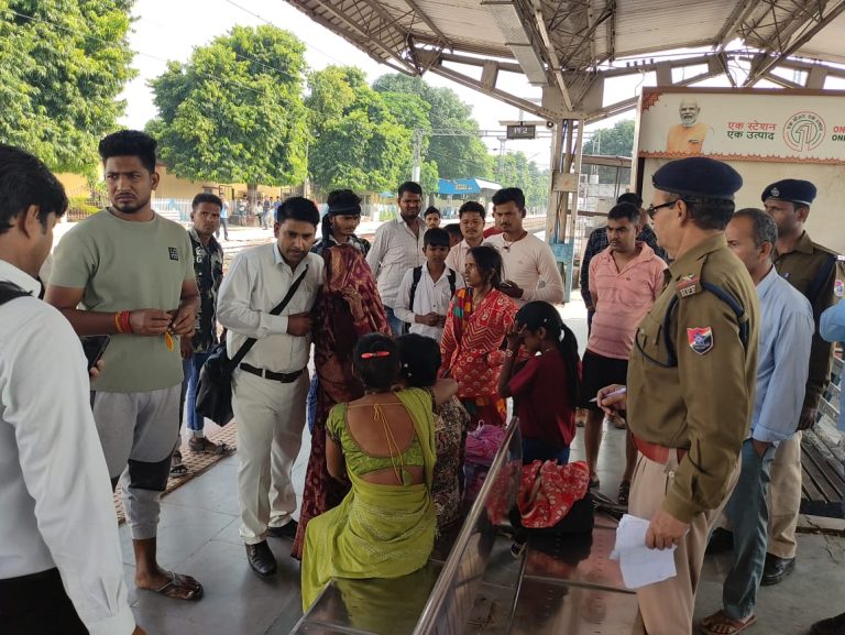 1001300693-1762319601992